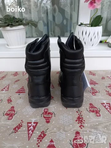 Български кубинки от естествена кожа,номер 44 удобни и здрави., снимка 4 - Мъжки боти - 48422691