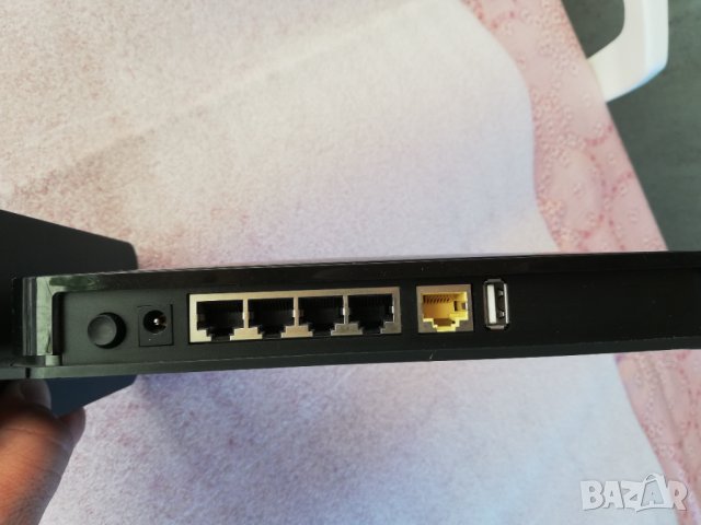 NetGear WNDR3700, снимка 5 - Рутери - 39060704