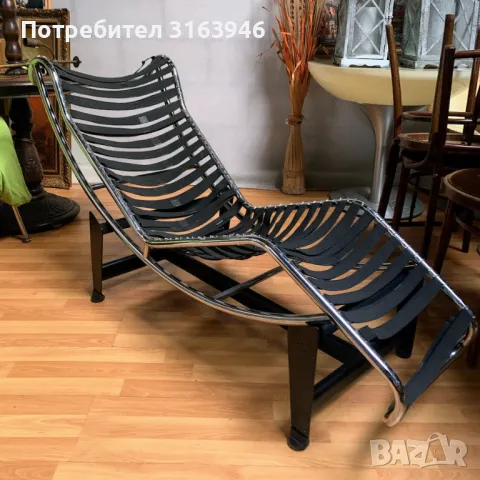 Cassina Le Corbusier LC4 шезлонг с черна кожа, снимка 3 - Дивани и мека мебел - 49127036