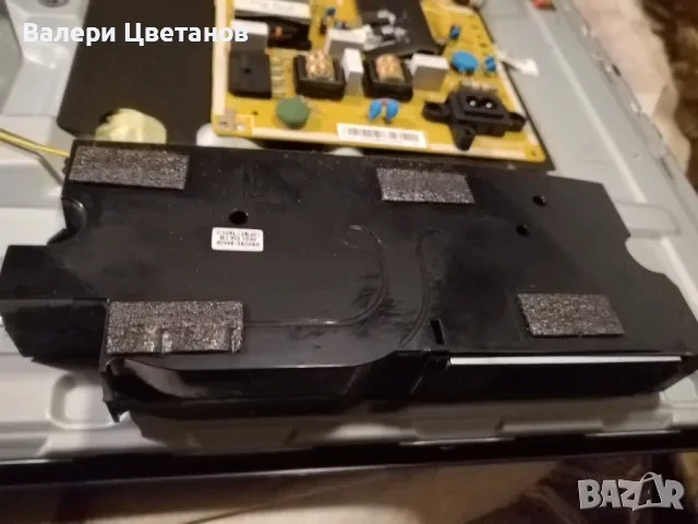 телевизор SAMSUNG UE40KU6172U  / 2 броя на части, снимка 16 - Телевизори - 51333908