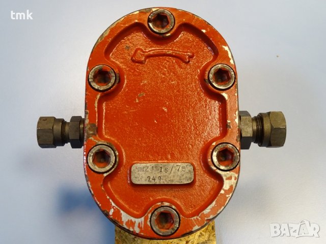 Хидравлична зъбна помпа TOS JHZJ 16/79 hydraulic pump, снимка 8 - Резервни части за машини - 42221680