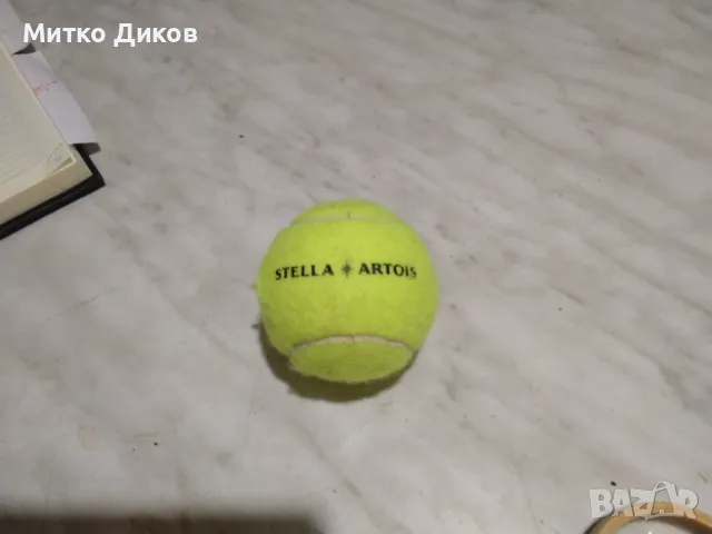 Топка тенис на корт Стела артоас Хед Тийм нова