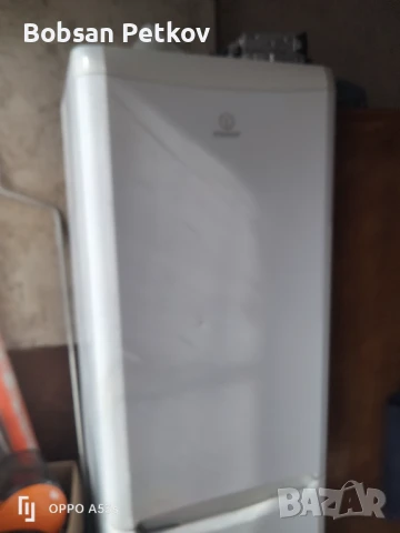 Хладилник Индезит с камера - използван