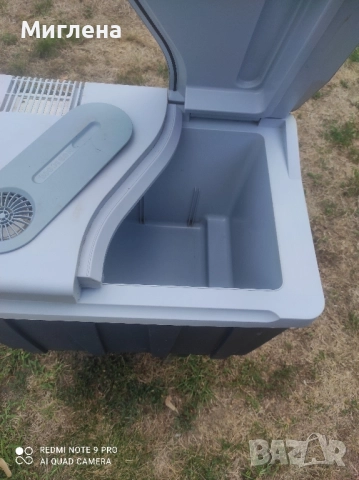 Хладилна чанта Mobicool с външни забележки , снимка 7 - Хладилни чанти - 51568865