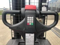 Електрическа палетна количка стакер BT SPE160L, снимка 12