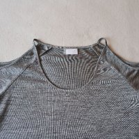 Блуза с голи рамене, снимка 1 - Блузи с дълъг ръкав и пуловери - 34099811