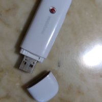 USB стик за интернет, снимка 1 - Мрежови адаптери - 42356272