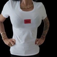 Hugo Boss дамски комплект тениска и клин, снимка 3 - Спортни екипи - 37277982