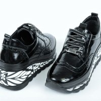 НОВО! Лачени дамски спортни обувки на платформа, снимка 3 - Дамски ежедневни обувки - 42874238