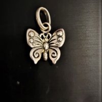 Сребърна висулка Пеперуда, снимка 1 - Колиета, медальони, синджири - 34472681
