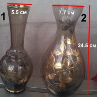 Две вазички кафяво стъкло високи различни, снимка 1 - Вази - 30053527