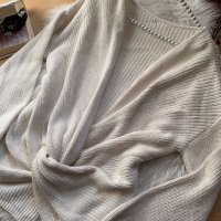 Бял елегантен пуловер, снимка 2 - Блузи с дълъг ръкав и пуловери - 35367325