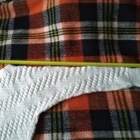 Бял мъжки пуловер от естествена мериносова вълна размер l, снимка 10 - Пуловери - 44456869