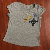 Дамска сива тениска с емотикони и камъчета