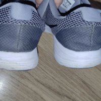 Nike 45 сиви маратонки оригинал, снимка 4 - Маратонки - 38706457