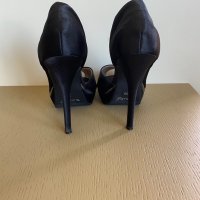 Високи черни токчета, снимка 3 - Дамски обувки на ток - 30753178
