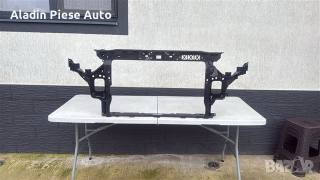 Преден панел Trager Kia Xceed X-Ceed година 2019 2020 2021 2022 2023 2024 код 64102J7500 , снимка 1