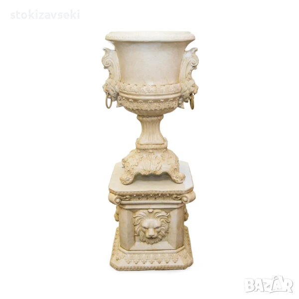 Каменен постамент с кашпа, снимка 1