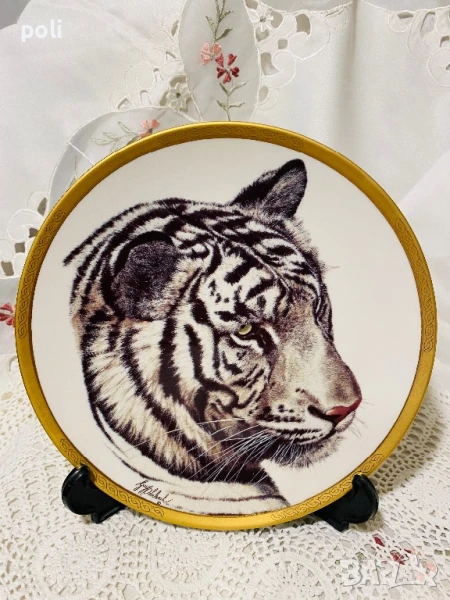 порцеланова чиния за стена , снимка 1