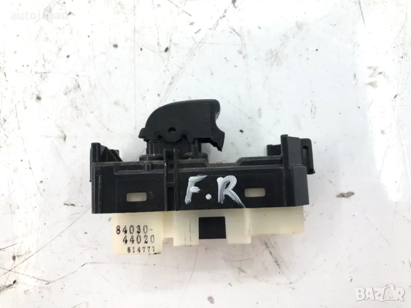 Преден десен бутон ел стъкла Toyota Avensis Verso 2.0 D 116hp 1CD, снимка 1