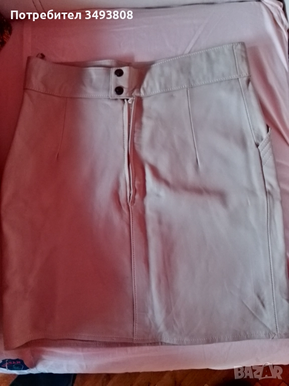 Къса кожена дамска пола, снимка 1