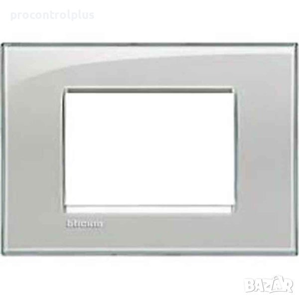Продавам Рамка 3М Square Cold grey (KG) bticino Livinglight, снимка 1