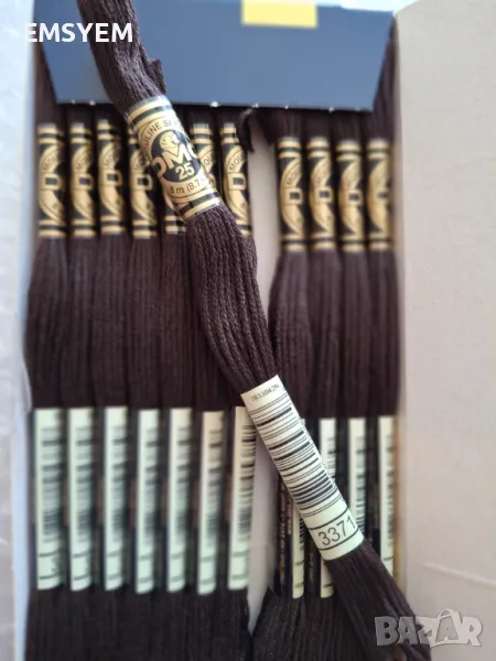 мулине DMC за бродерия.цвят 3371, 12 броя / кутия , снимка 1