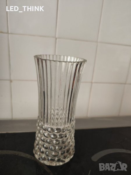 Стъклена ваза за цветя , снимка 1