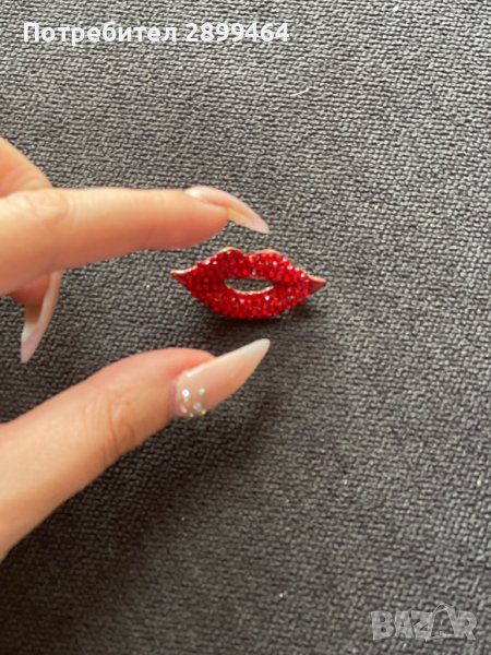 Брошки, снимка 1