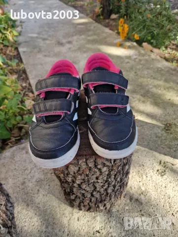 Adidas 32 номер Детски оригинални кожени маратонки , снимка 4 - Детски маратонки - 49313039