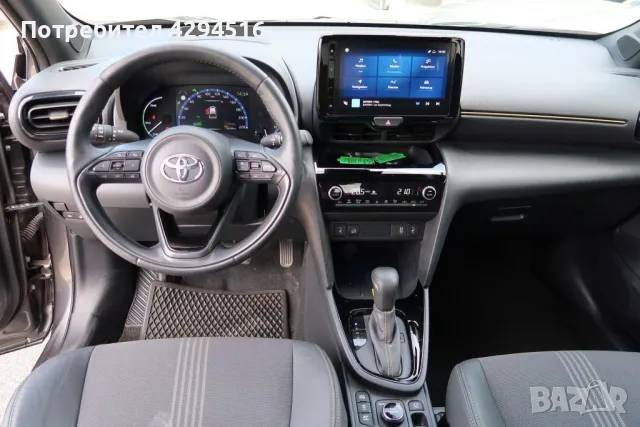 Toyota Yaris Cross 1.5 HYBRID 7000KM, снимка 6 - Автомобили и джипове - 47903713