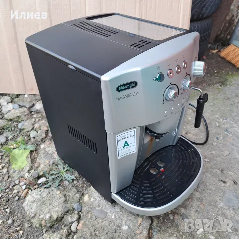 Кафемашина Delonghi Magnifica , снимка 3 - Кафемашини - 55875369
