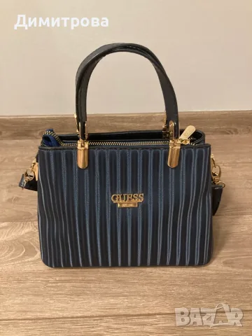 Дамска чанта Guess