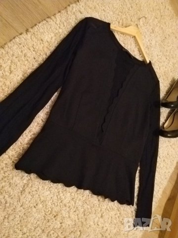 Нова елегантна дамска блузка, снимка 3 - Корсети, бюстиета, топове - 31120655