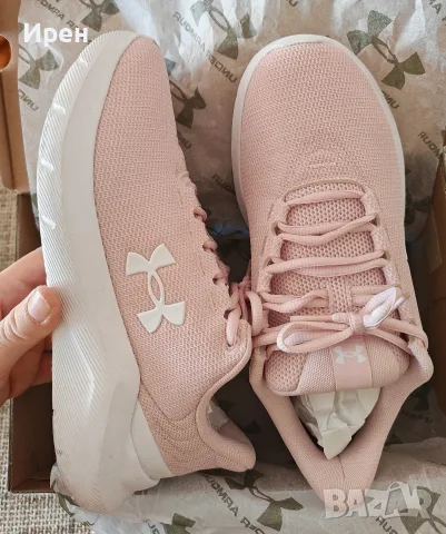 Дамски маратонки Under Armour, снимка 3 - Маратонки - 56515605