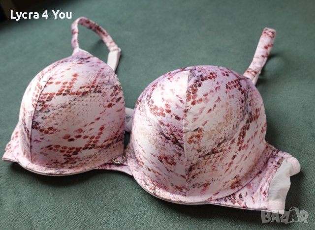 Primark 80D/C нов сатенен сутиен, снимка 5 - Бельо - 42796277