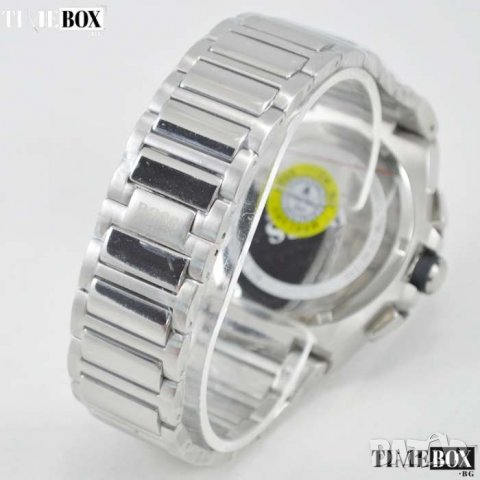 HUGO BOSS 1513359 Supernova Chronograph Silver. Нов мъжки часовник, снимка 5 - Мъжки - 30517510