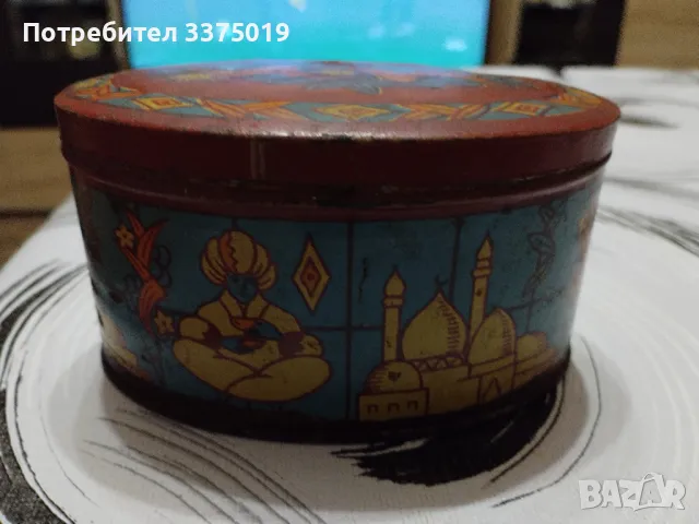 Стара руска метална кутия, снимка 1