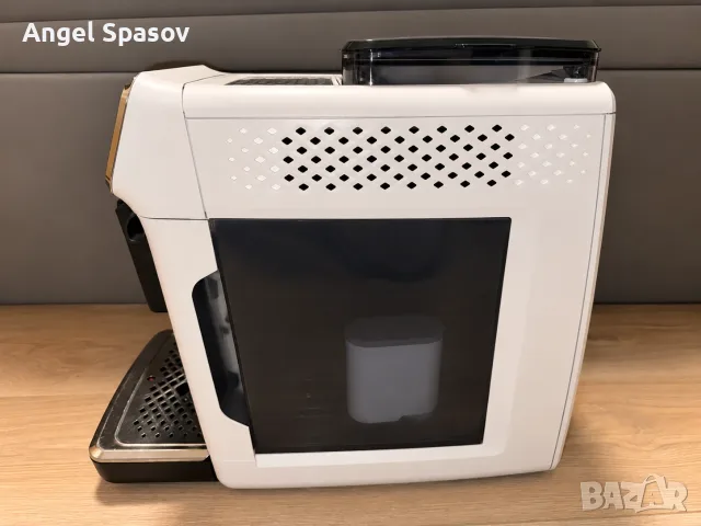 Кафеавтомат Philips 5400 EP5443/90 бял, снимка 3 - Кафемашини - 56251008