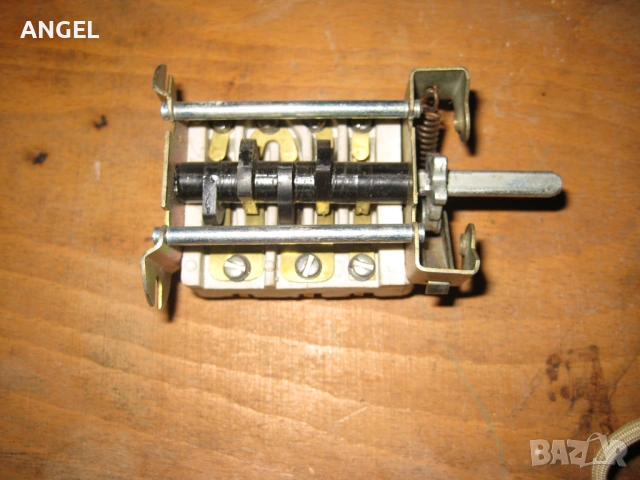 Пет тактов ел. ключ за по стар модел отплителни уреди, снимка 2 - Отоплителни печки - 53976670