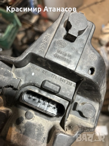 1T0945258A. Платка стоп ляв за Vw Туран. 2010-2015г, снимка 3 - Части - 56150187