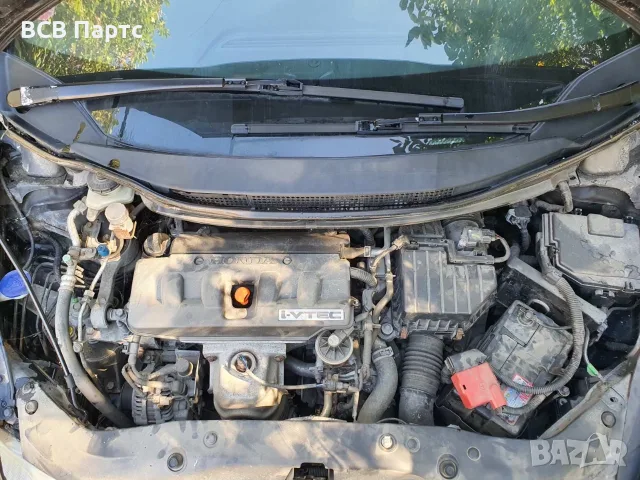 На части! Honda Civic Se I-Vtec 1.8 Хонда Сивик Перфектна, снимка 15 - Автомобили и джипове - 56076149