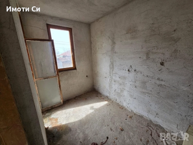 Триетажна къща, снимка 8 - Къщи - 52321000