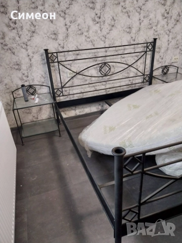 Спалня комплект - легло и шкафчета, снимка 2 - Спални и легла - 52124697