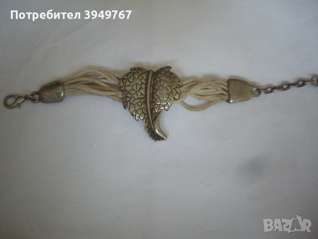 Стара ,масивна много интересна гривна., снимка 2 - Антикварни и старинни предмети - 51096986