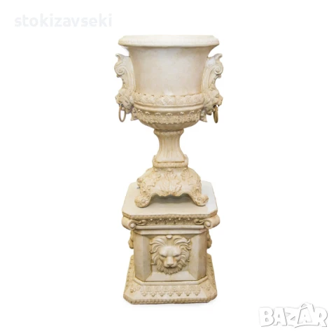 Каменен постамент с кашпа, снимка 1