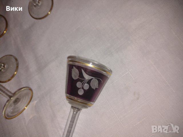 Антикварни чаши с позлата гравирани , цветно стъкло 6 броя , снимка 7 - Антикварни и старинни предмети - 39096225