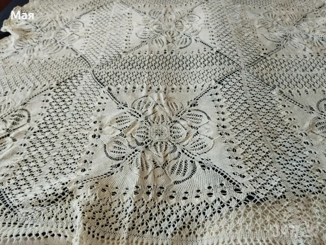 Големи покривки ръчно плетени за маса или легло, снимка 9 - Антикварни и старинни предмети - 50431617
