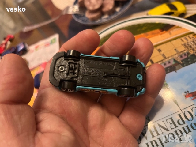 Hotwheels Форд Фокус, снимка 6 - Колекции - 52794155