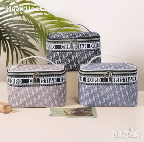 Козметичен органайзер за грим